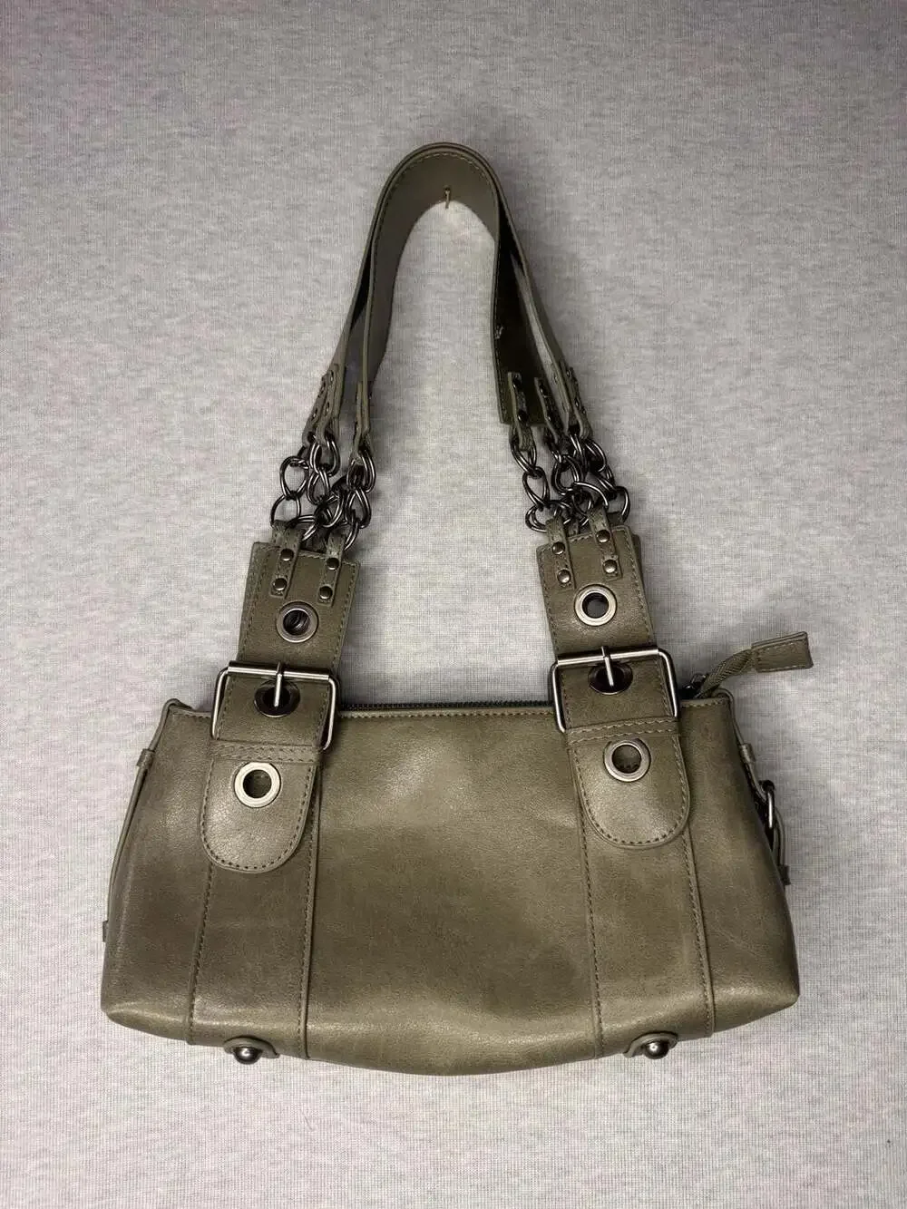 Silence & Noise Faux Leather Shoulder Bag in Sage Green with Buckle and Chain De